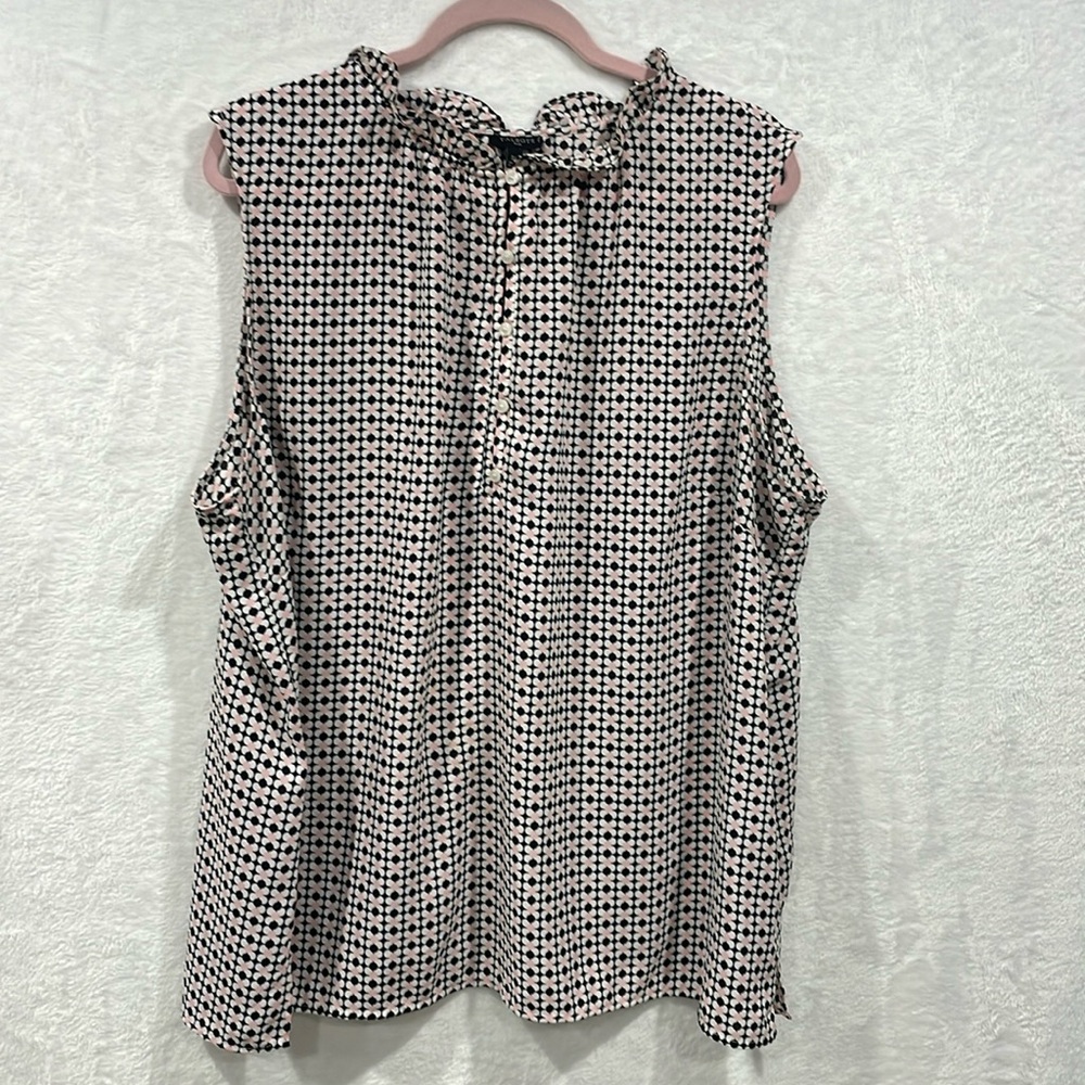 Talbots Sleeveless Blouse Ruffled Collar 3/4 Button Up Size 3X Pink Black Print